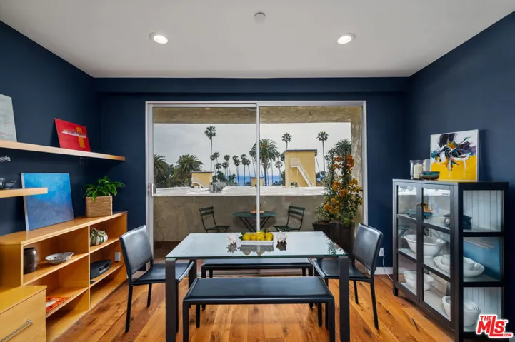 125 Montana Avenue 403, Santa Monica, California 90403