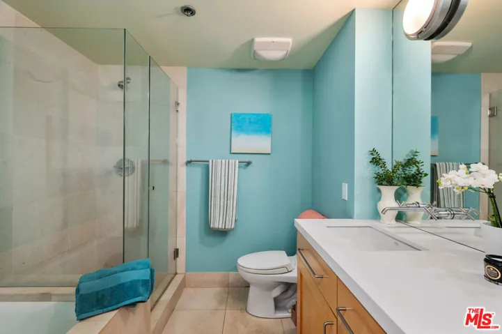 125 Montana Avenue 403, Santa Monica, California 90403