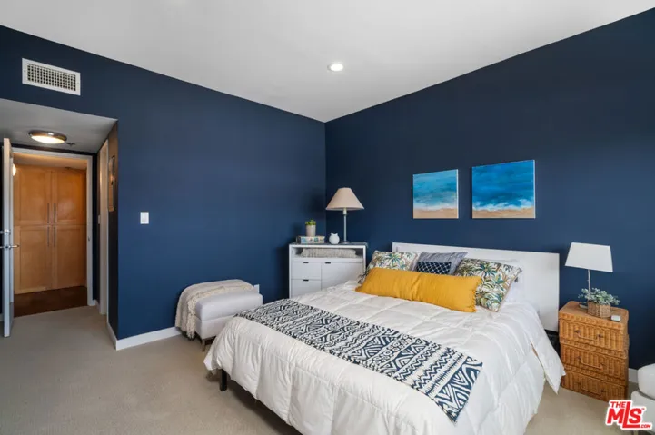 125 Montana Avenue 403, Santa Monica, California 90403