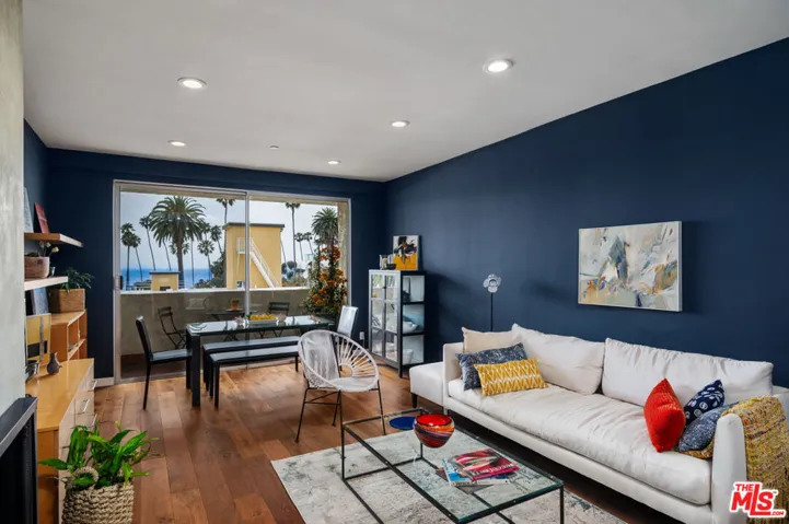 125 Montana Avenue 403, Santa Monica, California 90403