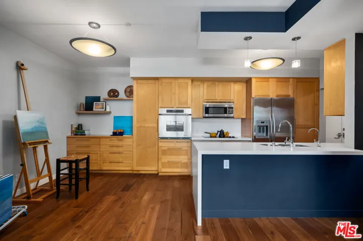 125 Montana Avenue 403, Santa Monica, California 90403