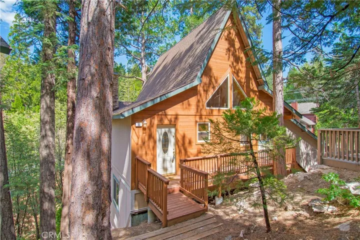 180 Grass Valley Road 33, Lake Arrowhead, California 92352