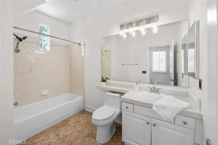 23810 Spinnaker Court, Valencia, California 91355