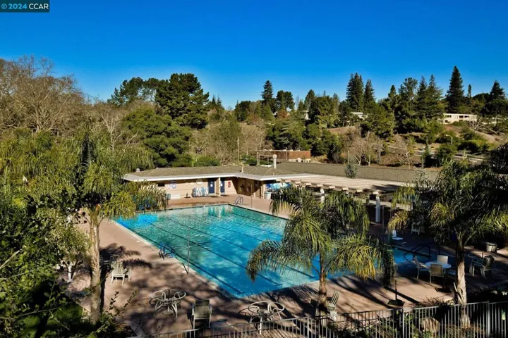 2717 Pine Knoll 6, Walnut Creek, California 94595