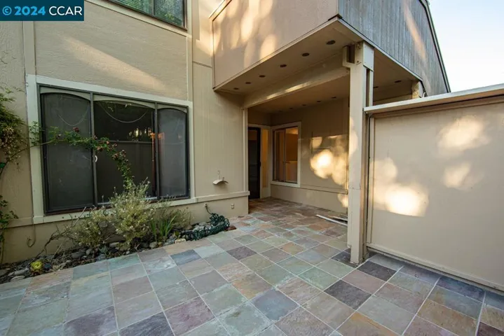 2717 Pine Knoll 6, Walnut Creek, California 94595