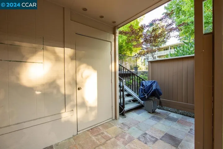 2717 Pine Knoll 6, Walnut Creek, California 94595