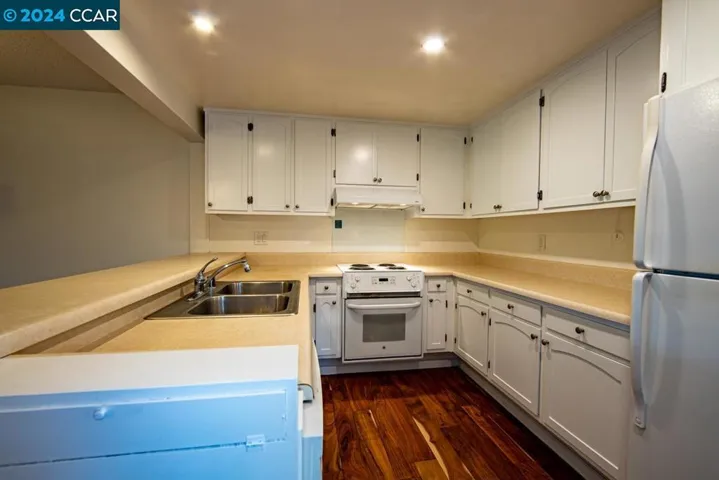 2717 Pine Knoll 6, Walnut Creek, California 94595