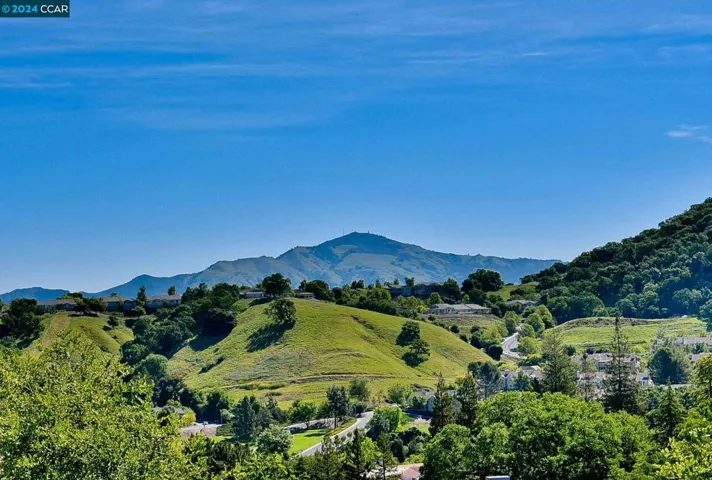 2717 Pine Knoll 6, Walnut Creek, California 94595