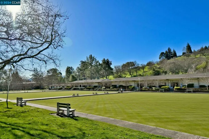 2717 Pine Knoll 6, Walnut Creek, California 94595
