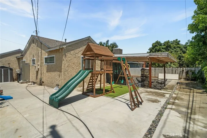 1205 Fairlawn Street, Santa Ana, California 92703