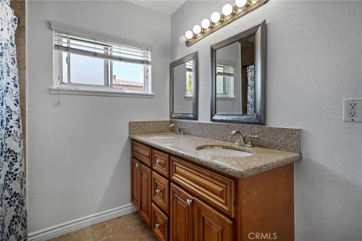 1205 Fairlawn Street, Santa Ana, California 92703