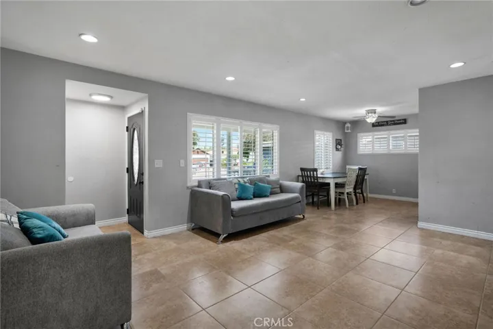 1205 Fairlawn Street, Santa Ana, California 92703