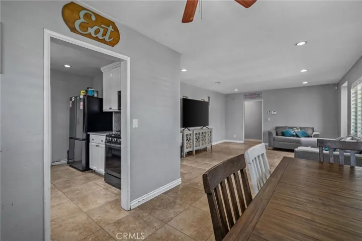 1205 Fairlawn Street, Santa Ana, California 92703