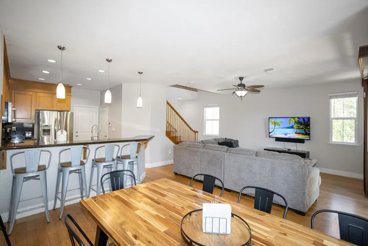 6619 Lake Tulloch Place, Copperopolis, California 95228