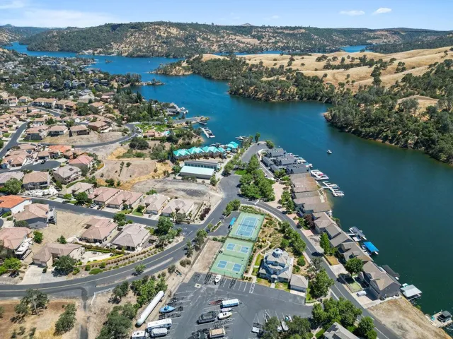 Beautiful Lake Tulloch