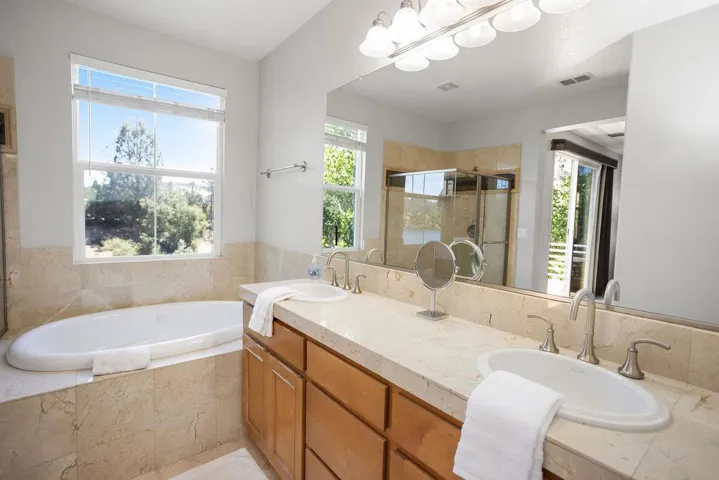 6619 Lake Tulloch Place, Copperopolis, California 95228