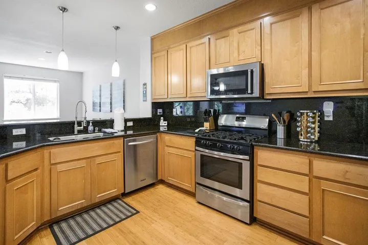 6619 Lake Tulloch Place, Copperopolis, California 95228
