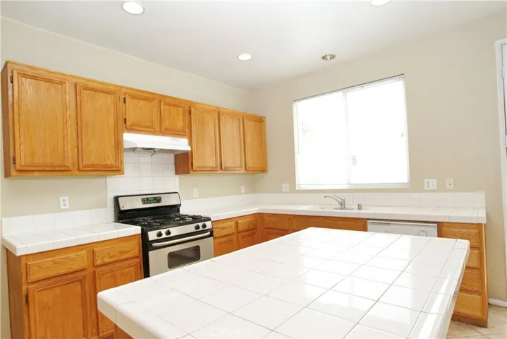26502 Avenida De La Paz, Moreno Valley, California 92555