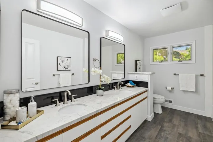 12889 Pierce Road, Saratoga, California 95070