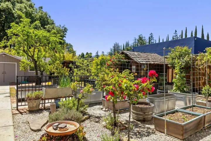12889 Pierce Road, Saratoga, California 95070