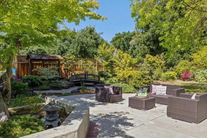 12889 Pierce Road, Saratoga, California 95070