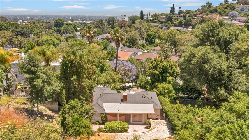 15306 Del Gado Drive, Sherman Oaks, California 91403