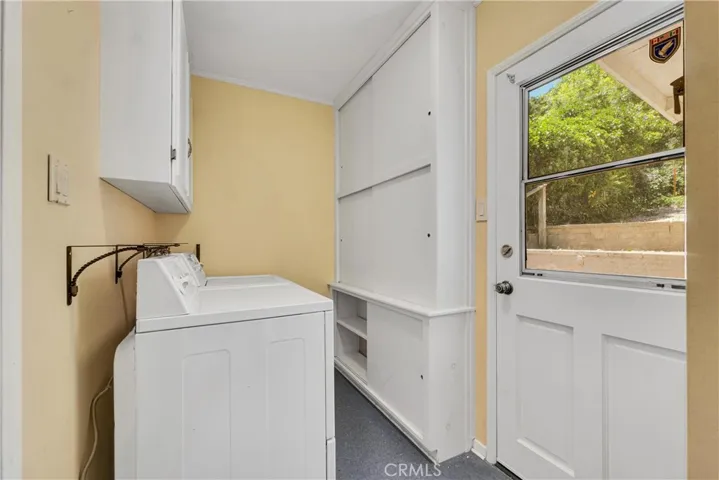 15306 Del Gado Drive, Sherman Oaks, California 91403