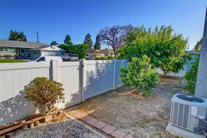 11527 Homeland Avenue, Whittier, California 90604