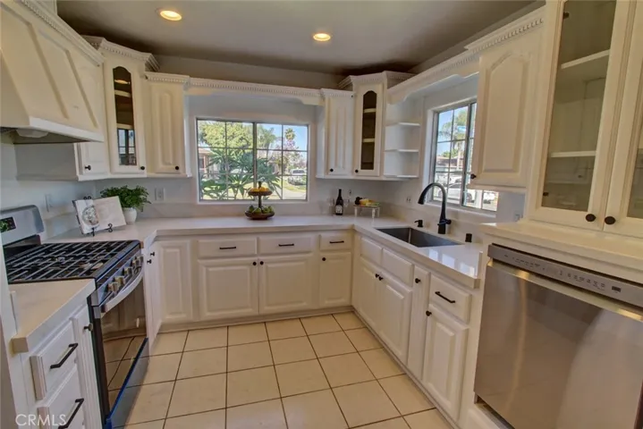 11527 Homeland Avenue, Whittier, California 90604