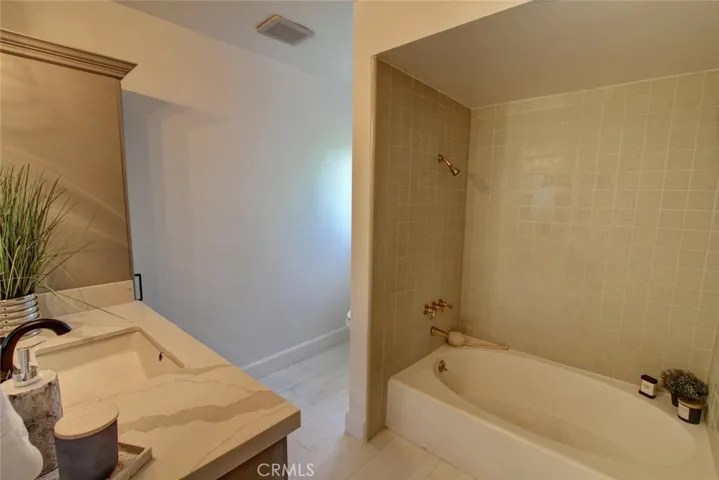 11527 Homeland Avenue, Whittier, California 90604