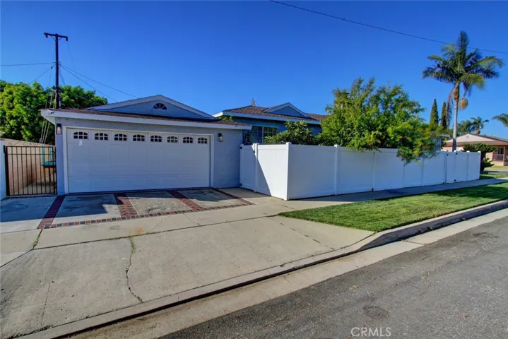 11527 Homeland Avenue, Whittier, California 90604