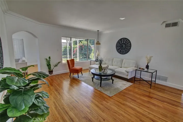 11527 Homeland Avenue, Whittier, California 90604