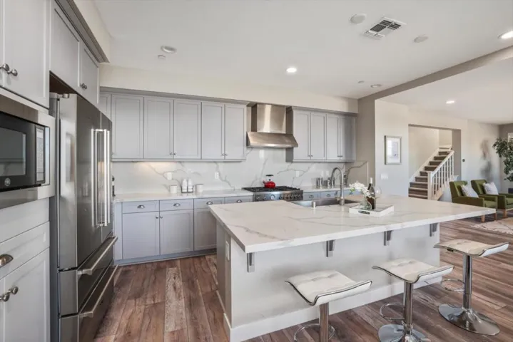 1573 Country Manor Drive, Santa Rosa, California 95403
