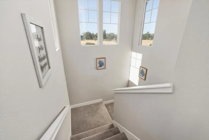 1573 Country Manor Drive, Santa Rosa, California 95403