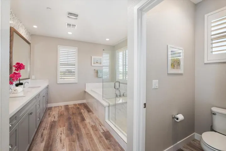 1573 Country Manor Drive, Santa Rosa, California 95403