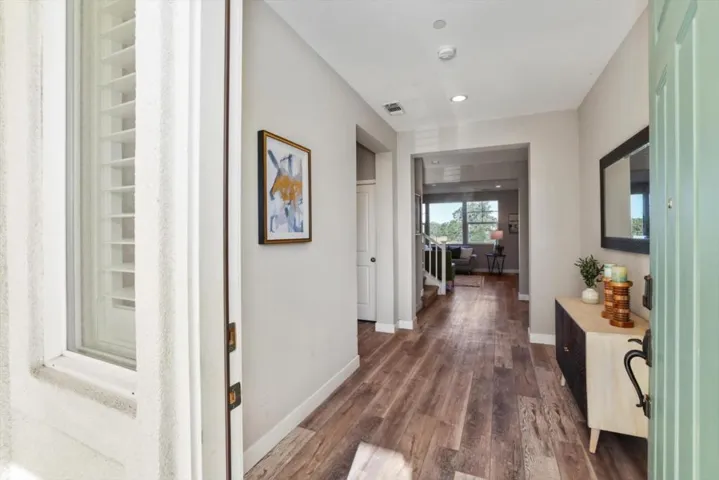 1573 Country Manor Drive, Santa Rosa, California 95403