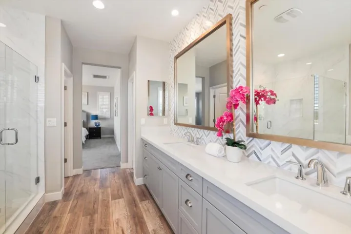 1573 Country Manor Drive, Santa Rosa, California 95403