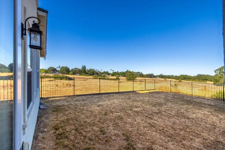 1573 Country Manor Drive, Santa Rosa, California 95403