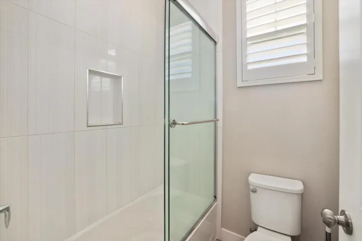 1573 Country Manor Drive, Santa Rosa, California 95403