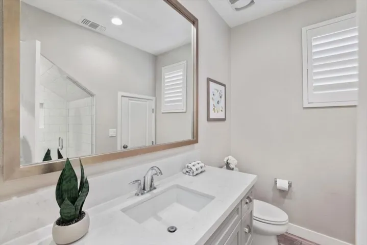 1573 Country Manor Drive, Santa Rosa, California 95403