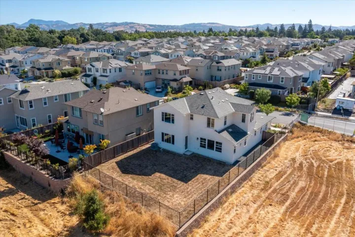 1573 Country Manor Drive, Santa Rosa, California 95403