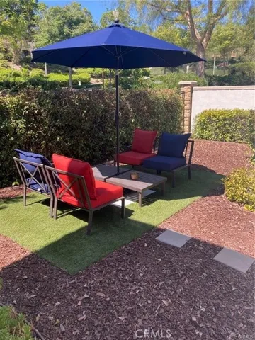 23 Bedstraw Loop, Ladera Ranch, California 92694