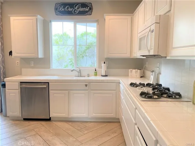 23 Bedstraw Loop, Ladera Ranch, California 92694