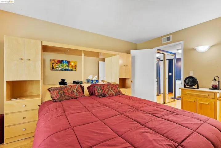 159 Northcreek Circle, Walnut Creek, California 94598-1314