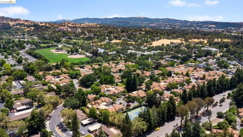 159 Northcreek Circle, Walnut Creek, California 94598-1314