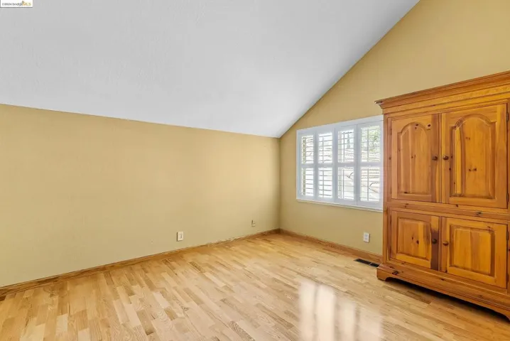 159 Northcreek Circle, Walnut Creek, California 94598-1314