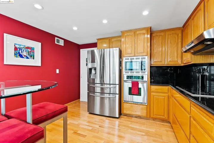 159 Northcreek Circle, Walnut Creek, California 94598-1314