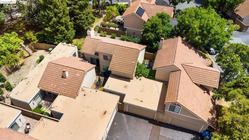 159 Northcreek Circle, Walnut Creek, California 94598-1314