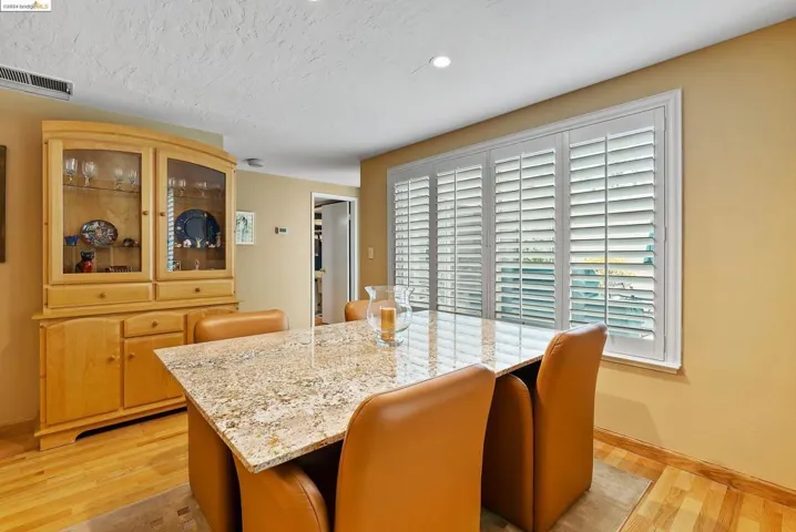 159 Northcreek Circle, Walnut Creek, California 94598-1314
