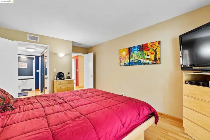 159 Northcreek Circle, Walnut Creek, California 94598-1314
